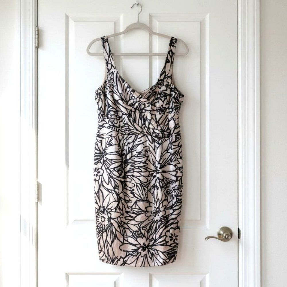 Jones New York Sleeveless Black and Cream Floral Sleeveless Dress  - Size 12